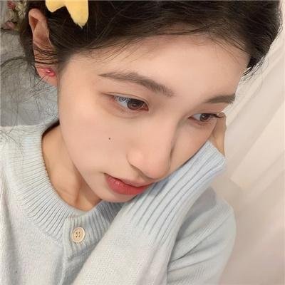 晴时多云 海报